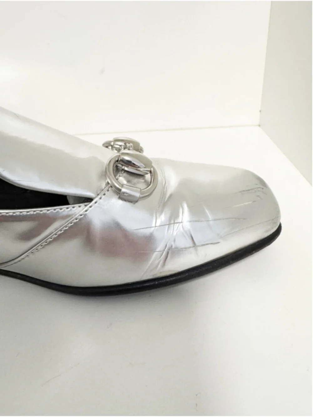 Gucci Silver Mirror Foil Leather Kira Horsebit Loafers Size 36